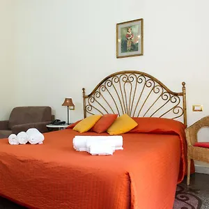 https://boezio-house.it-romehotels.com